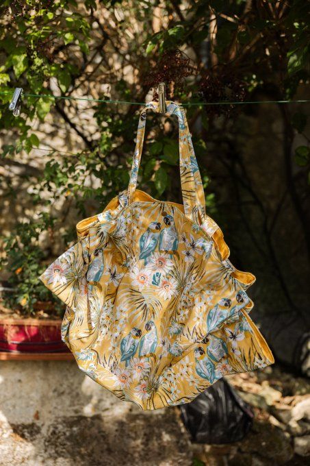 Grand sac fourre-tout fleurs et perroquets intérieur jaune plumetis